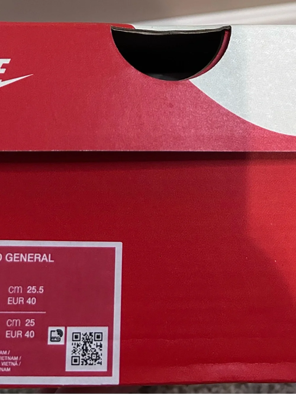 NIB Nike Field General Women's Size 8.5